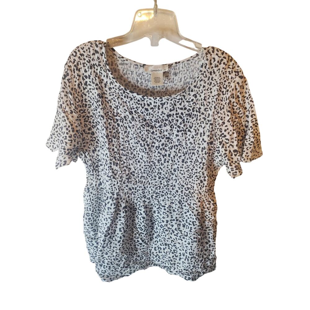 Urban Romantics Short Sleeve Smocked Animal Print Top, Medium